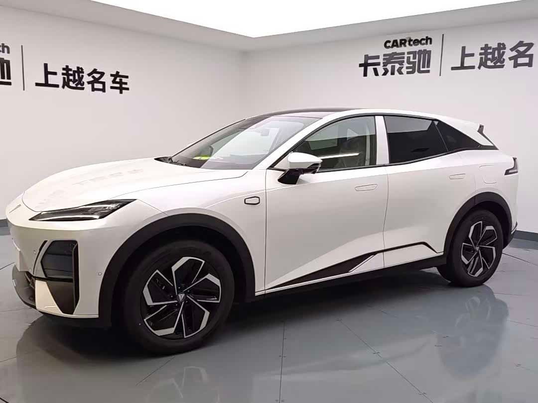 2025 Deepal S07 front exterior