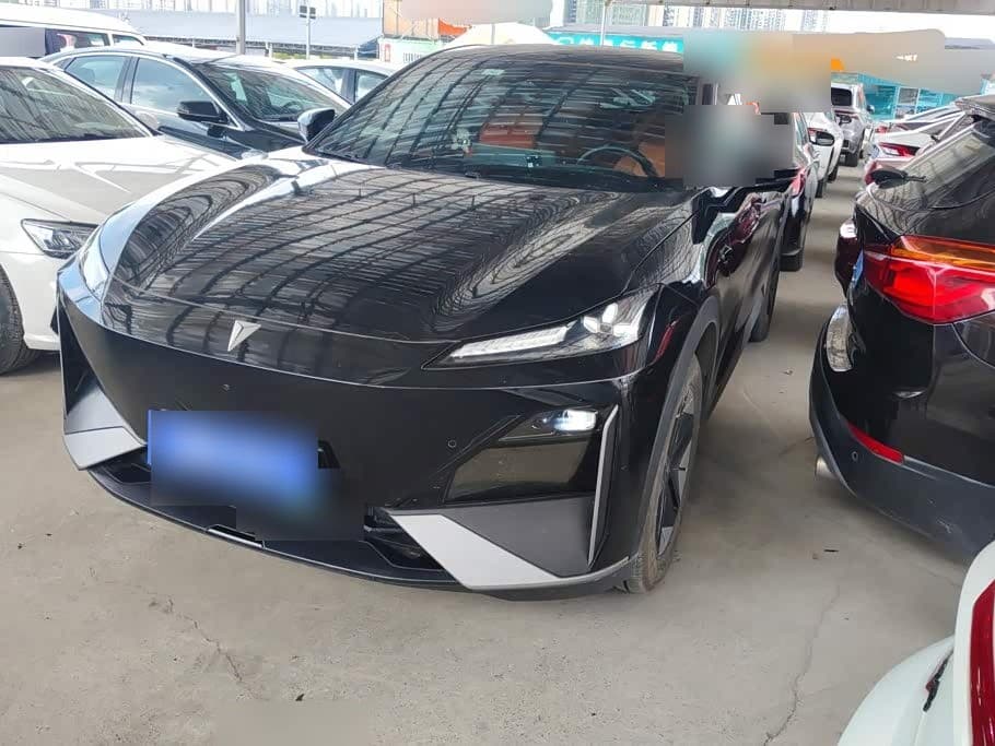 2023 Deepal S07 front exterior