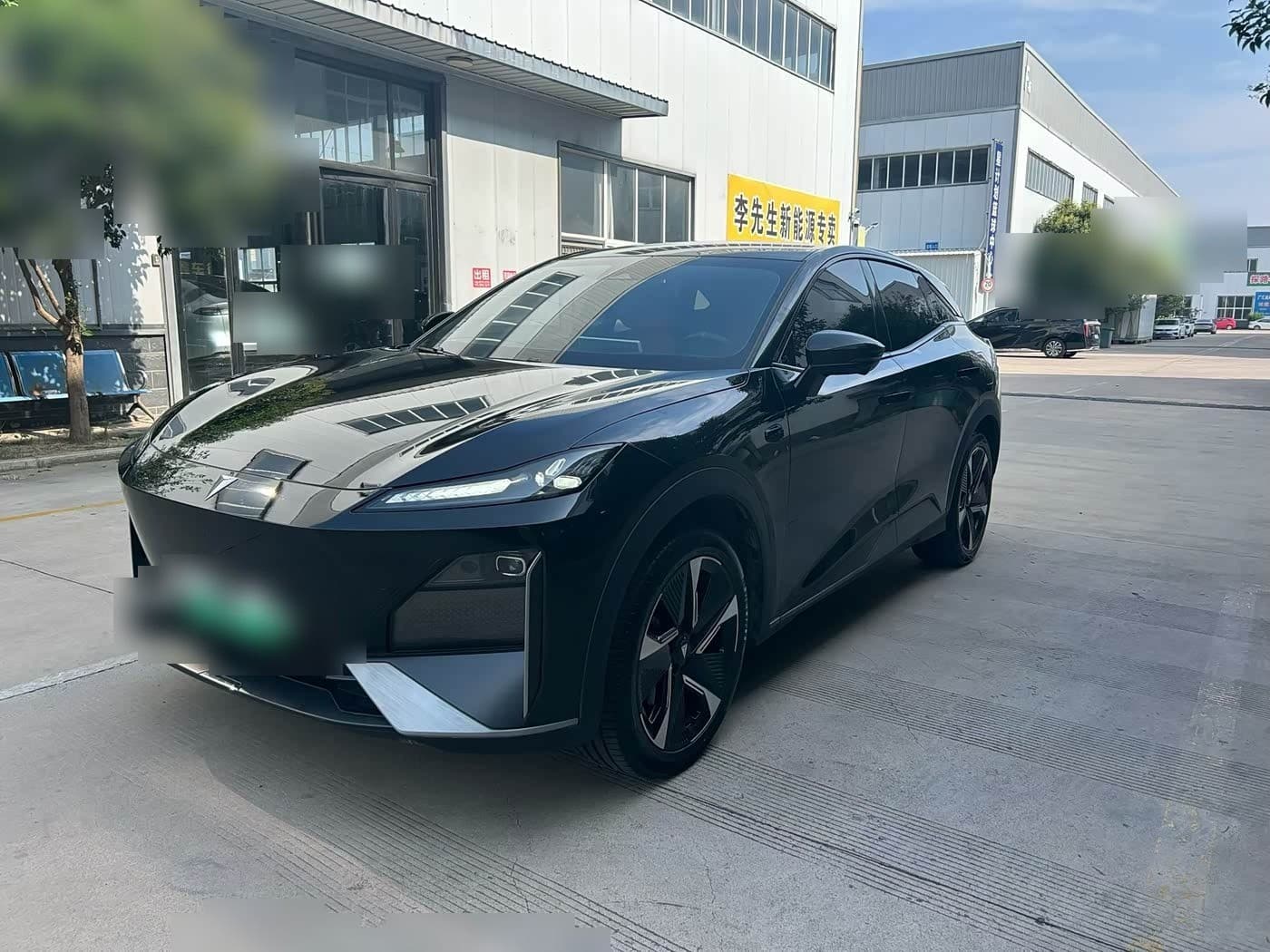 2023 Deepal S07 front exterior