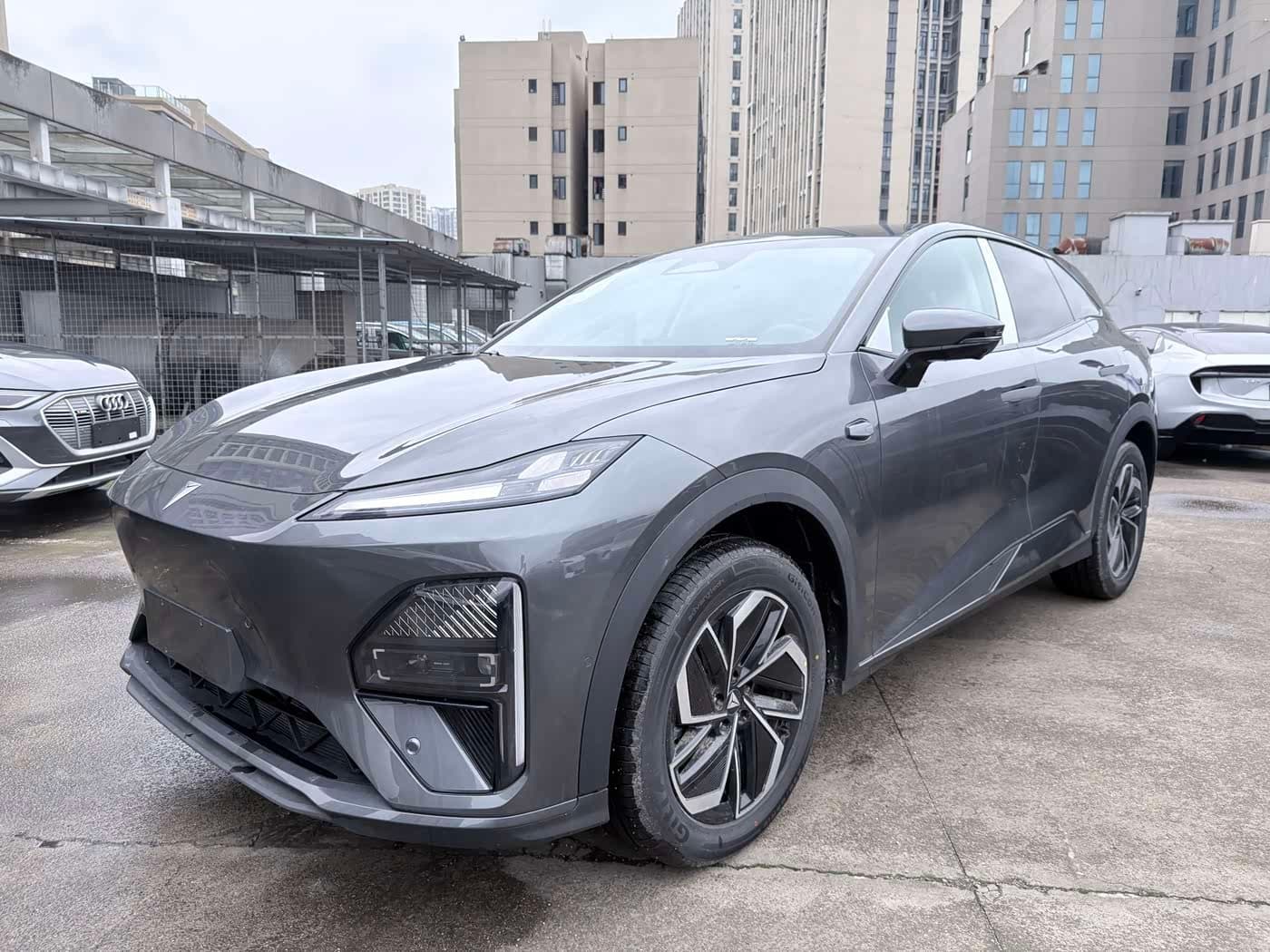 2025 Deepal S07 front exterior