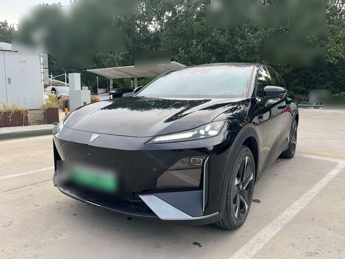 2023 Deepal S07 front exterior