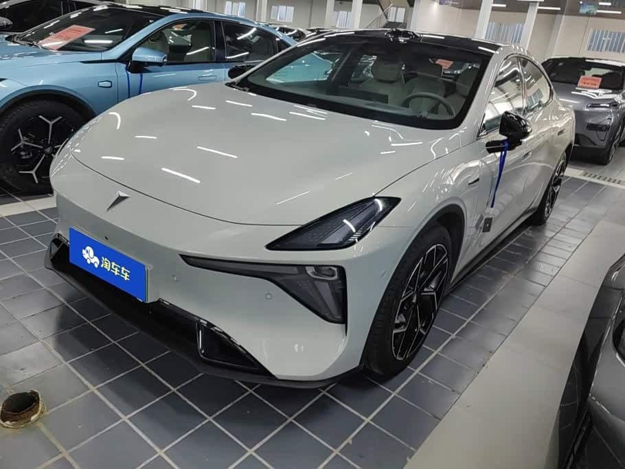 2025 Deepal DeepBlue L06 front exterior