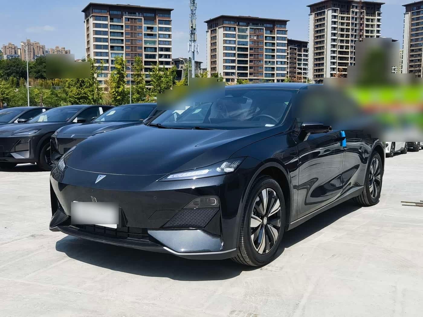 2025 Deepal SL03 front exterior