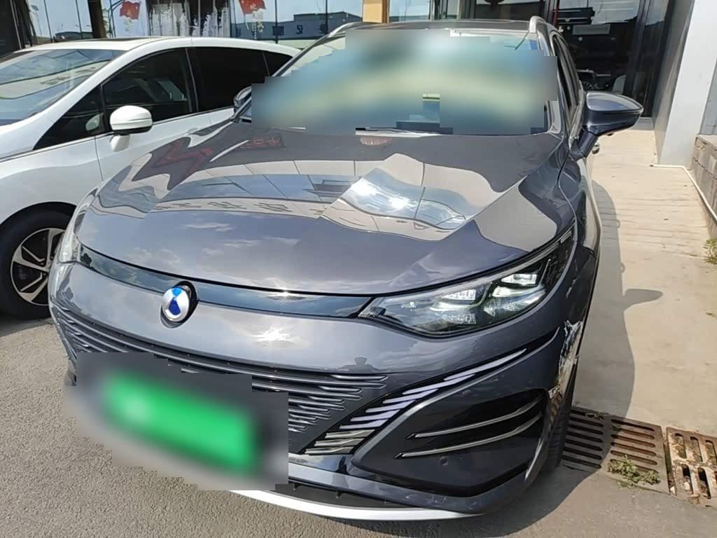 2023 Denza N8 front exterior