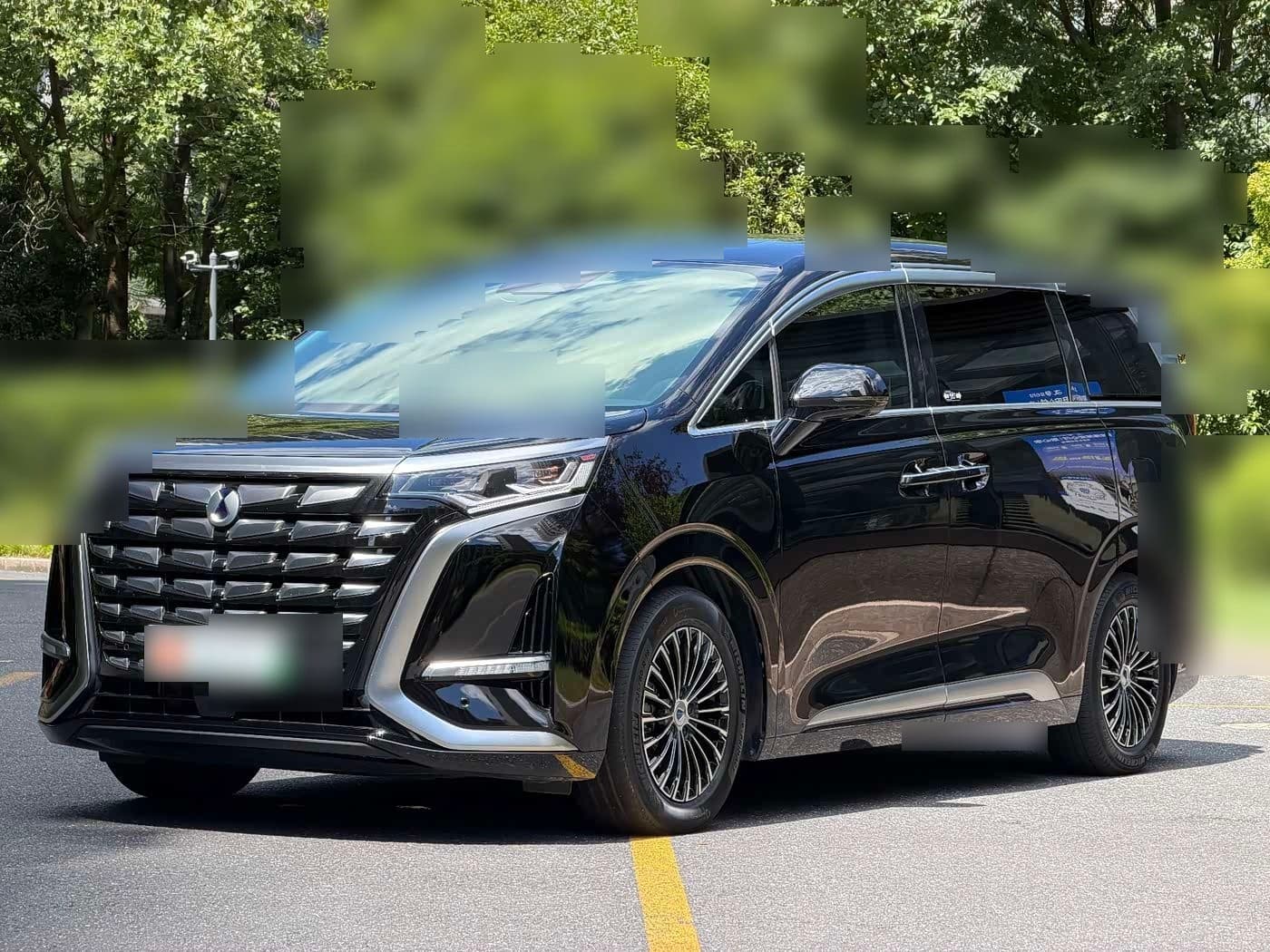 2024 Denza D9 front exterior
