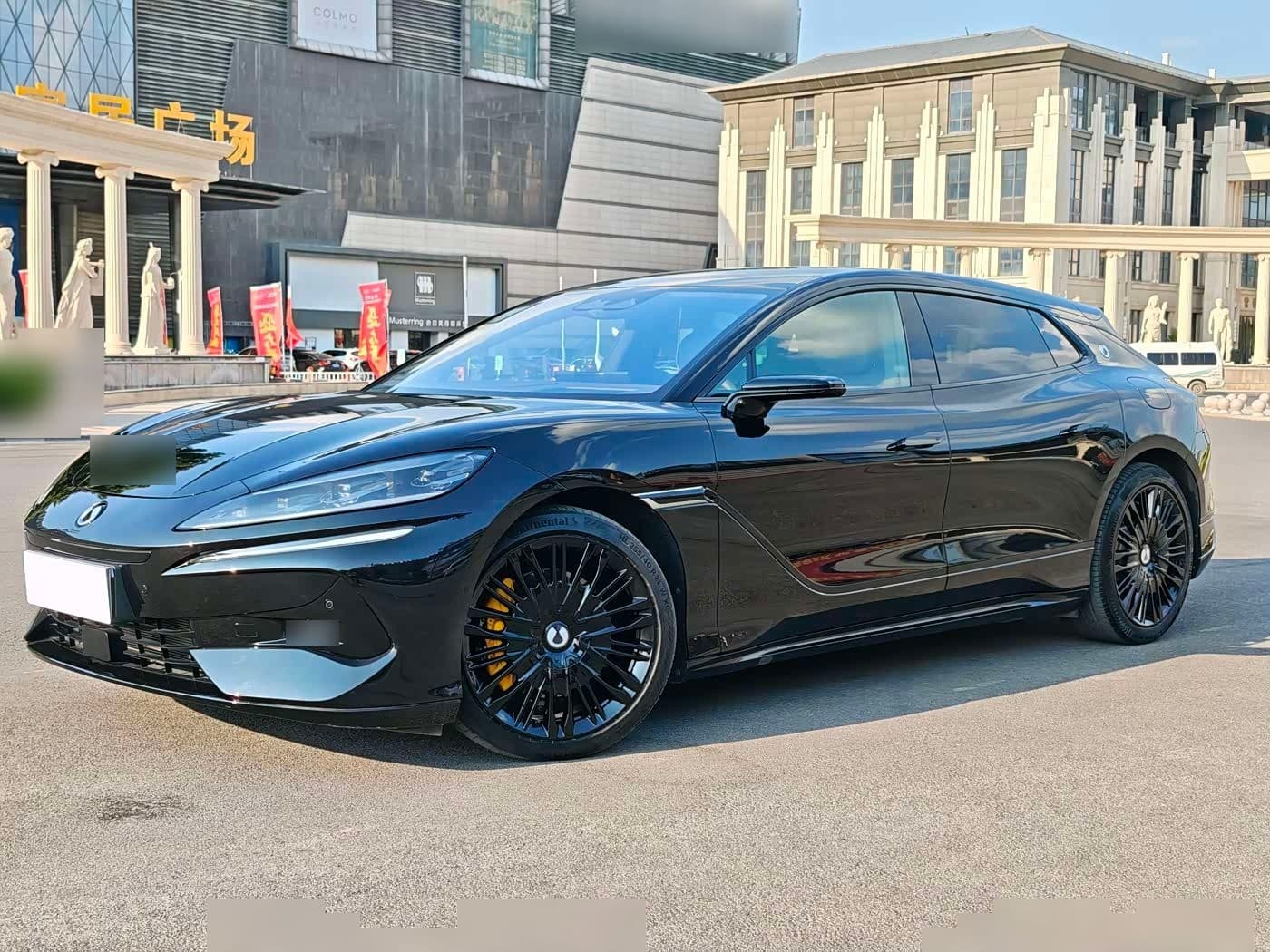 2024 Denza Z9GT front exterior