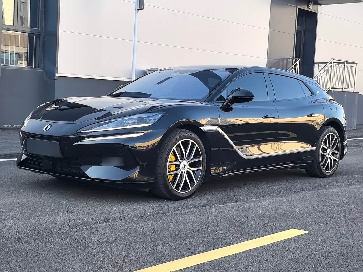 2024 Denza Z9GT