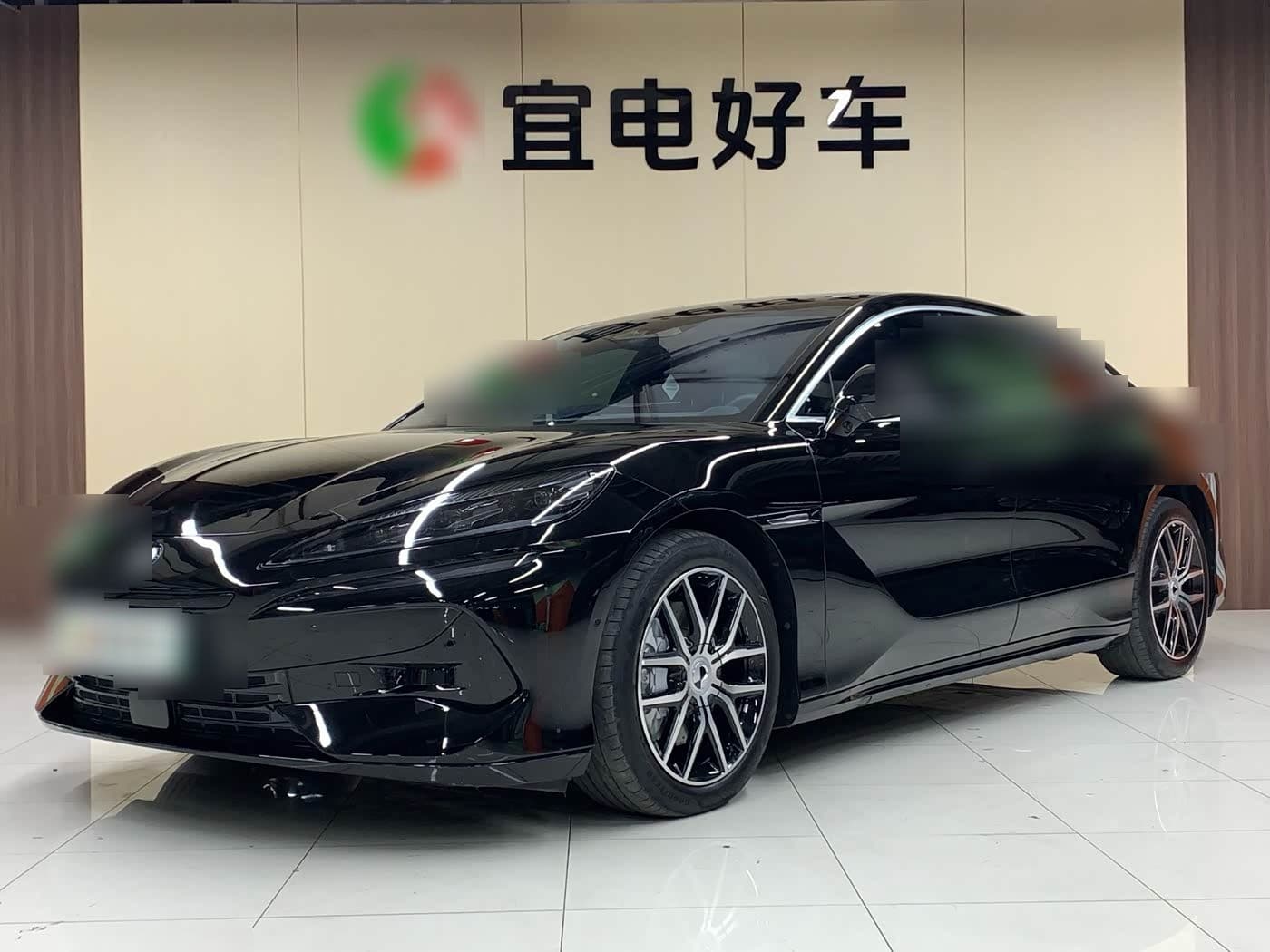2024 Denza Z9