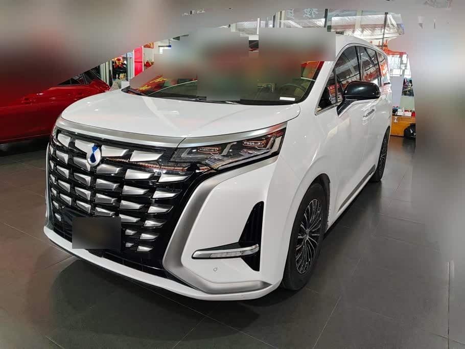 2024 Denza D9 front exterior