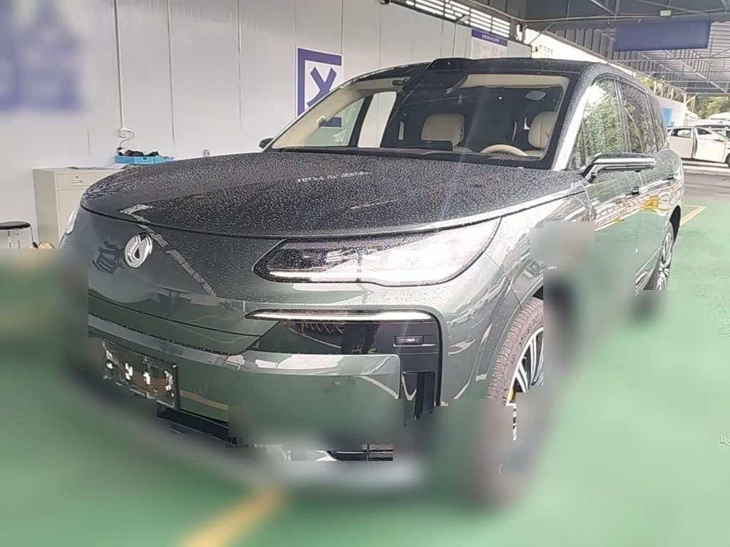 2025 Denza N9 front exterior