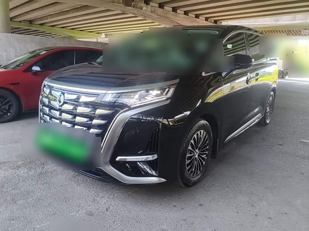 2024 Denza D9 front exterior