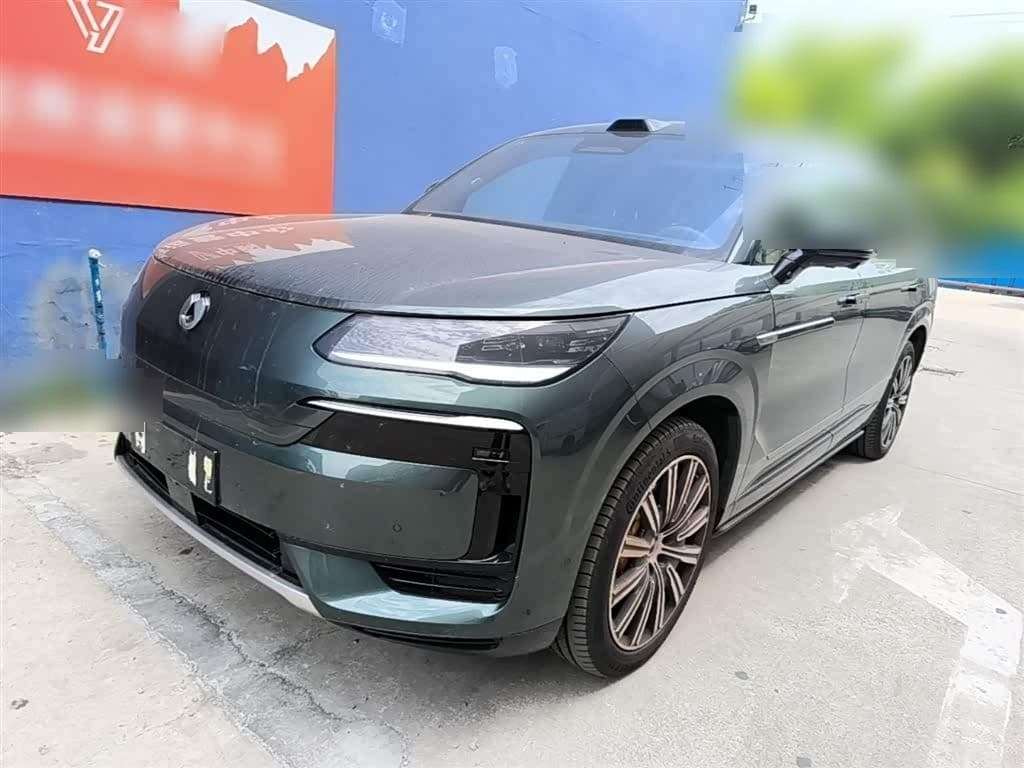 2025 Denza N9 front exterior
