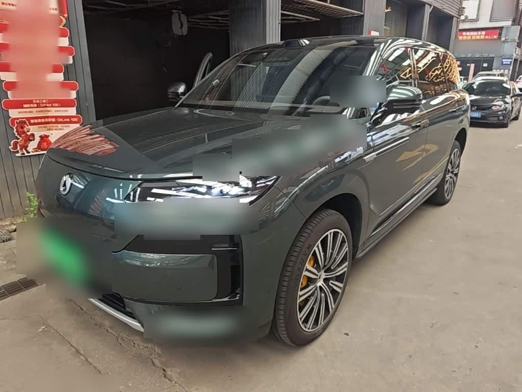 2025 Denza N9 front exterior