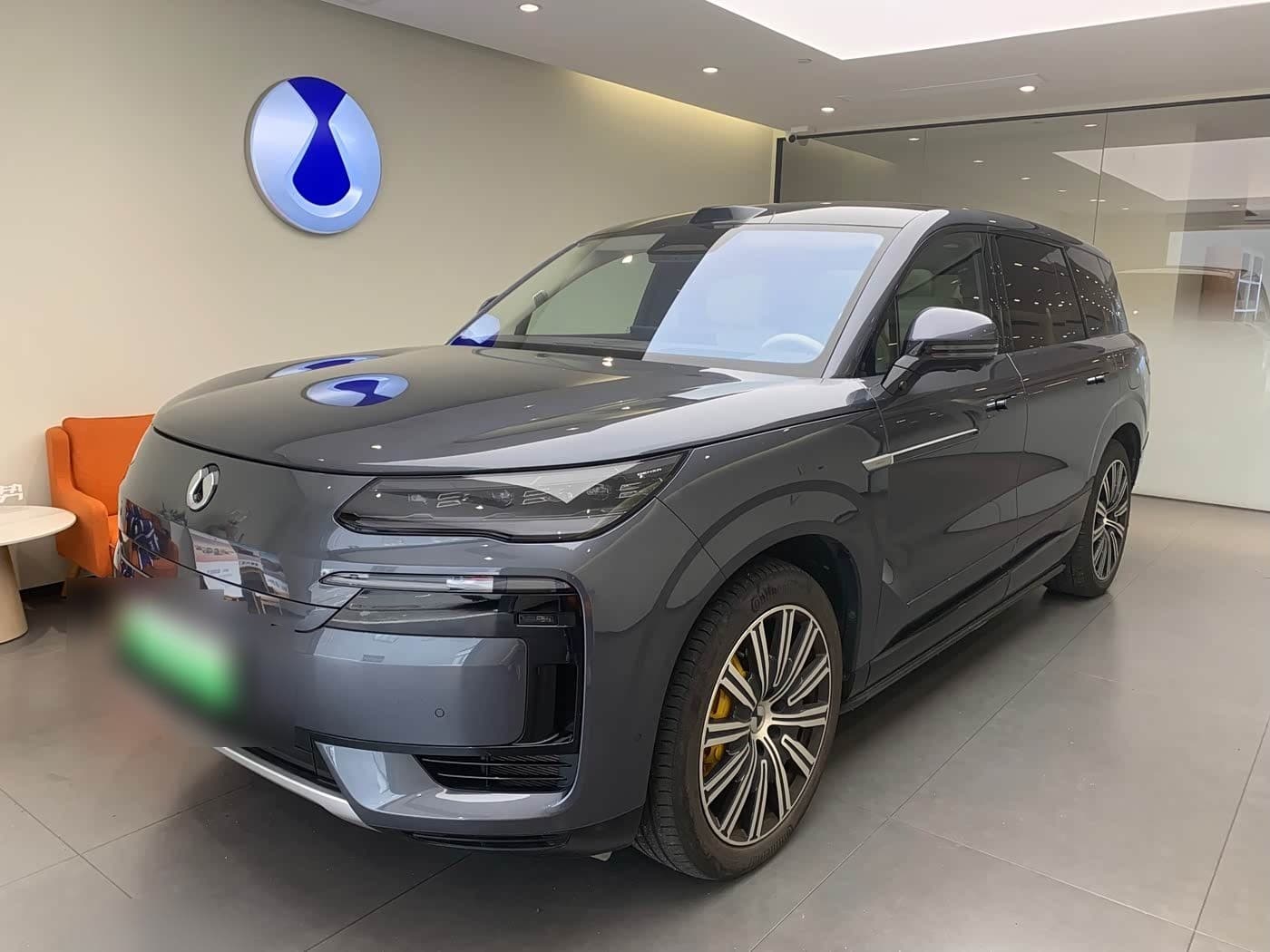 2025 Denza N9 front exterior