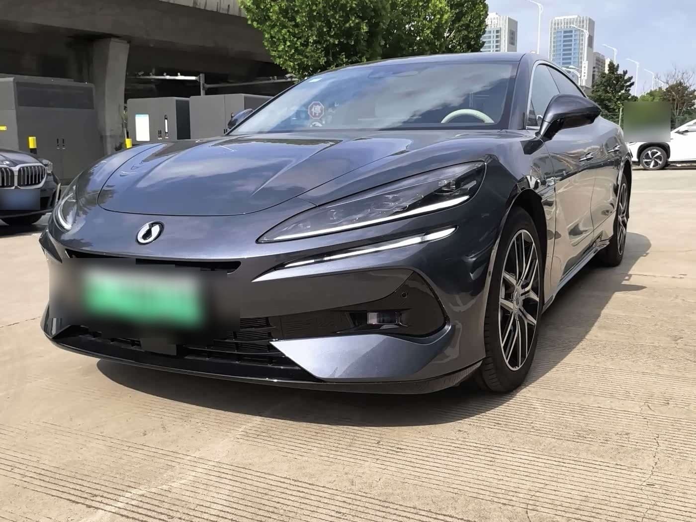 2024 Denza Z9