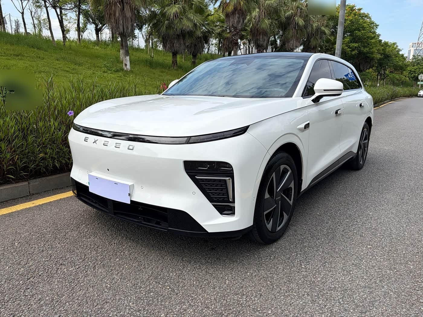 2024 Exeed Exlantix ET front exterior