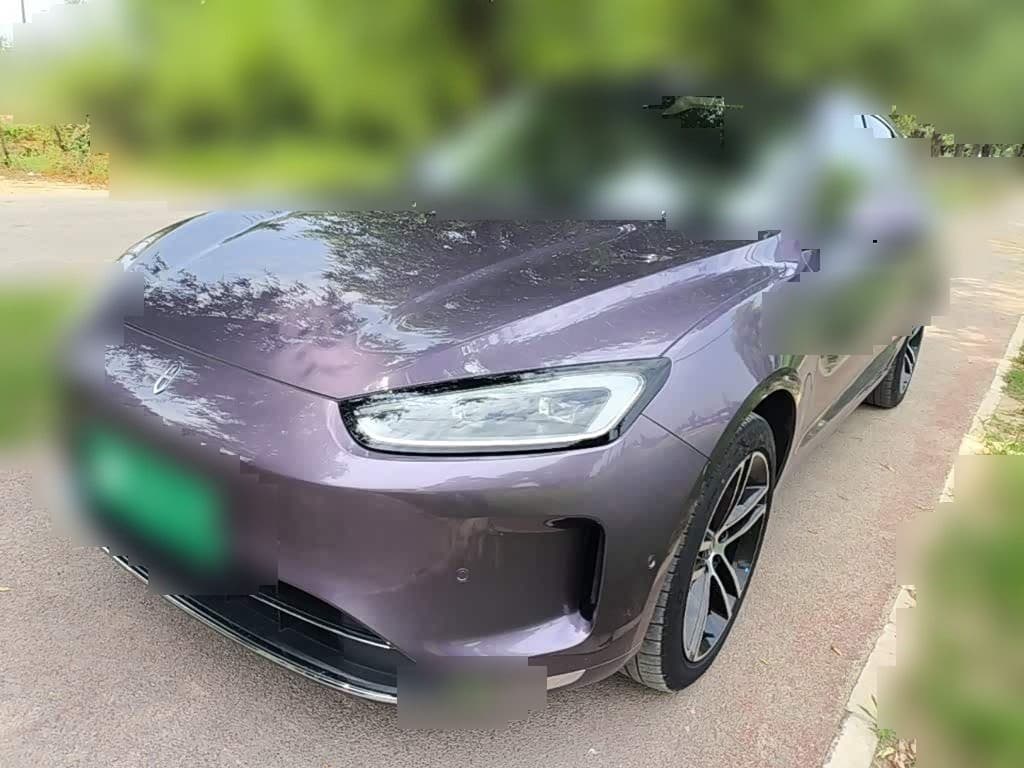 2025 AITO Wenjie AITO M5 front exterior