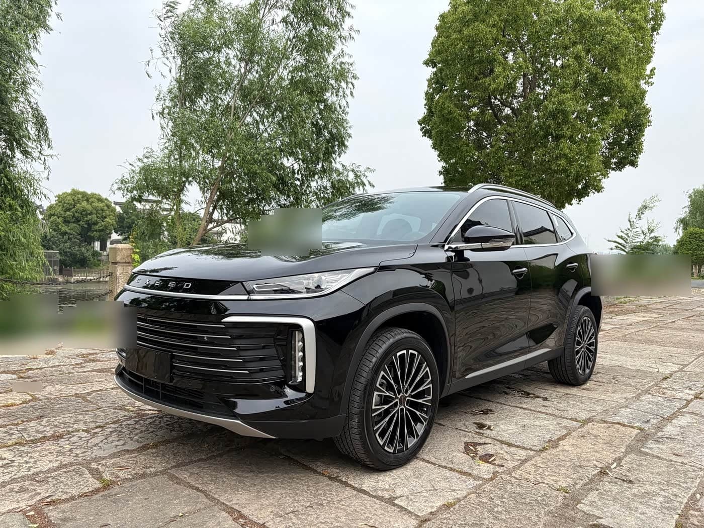 2024 Exeed Lingyun front exterior