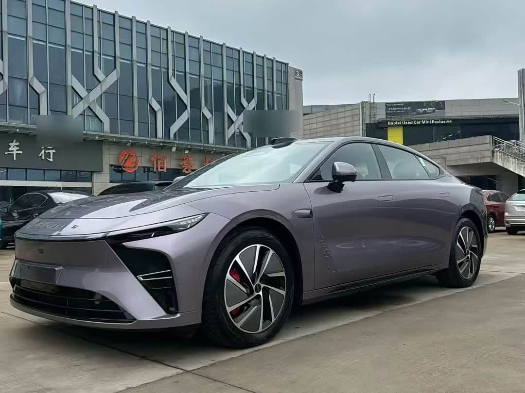 2025 Exeed Exlantix ES front exterior
