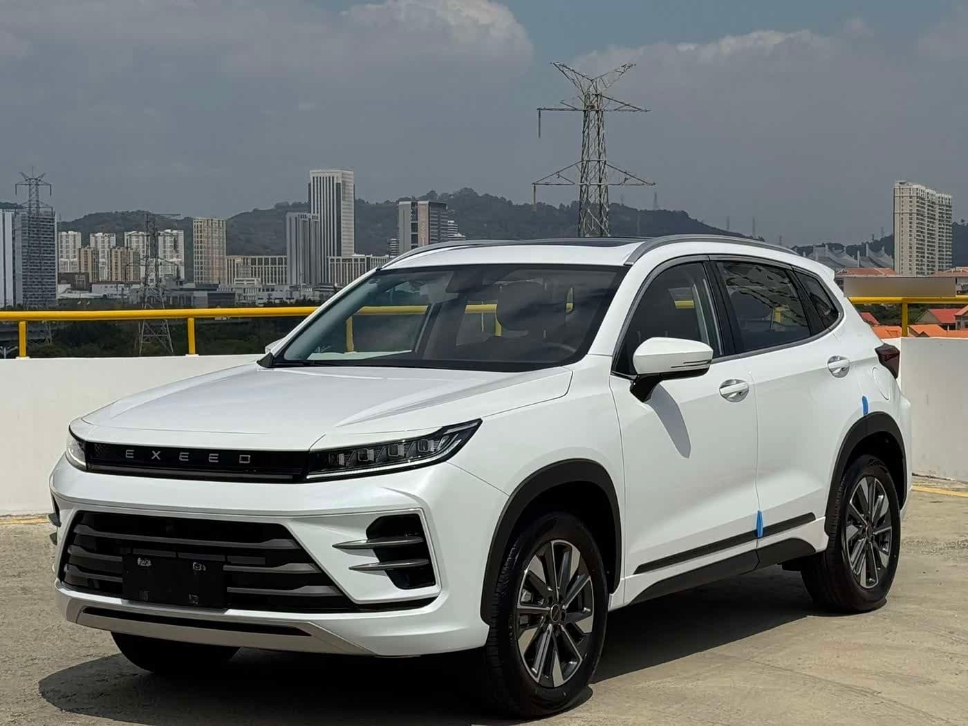 2023 Exeed Windchaser front exterior