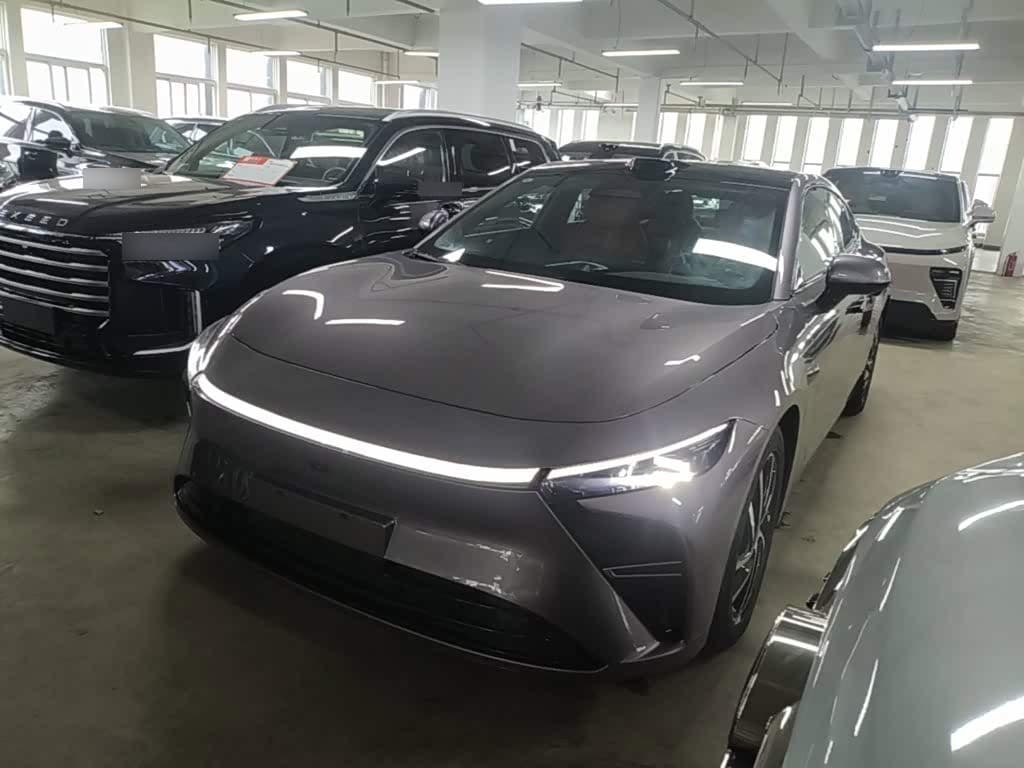 2025 Exeed Exlantix ES