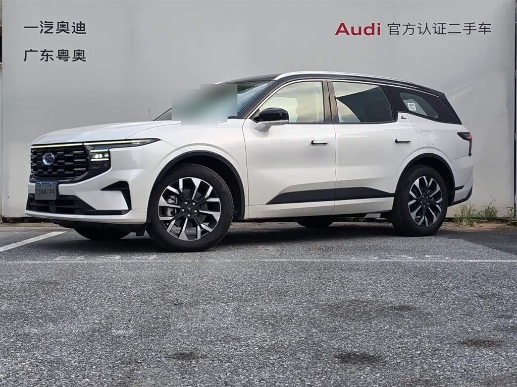 2024 Ford Edge