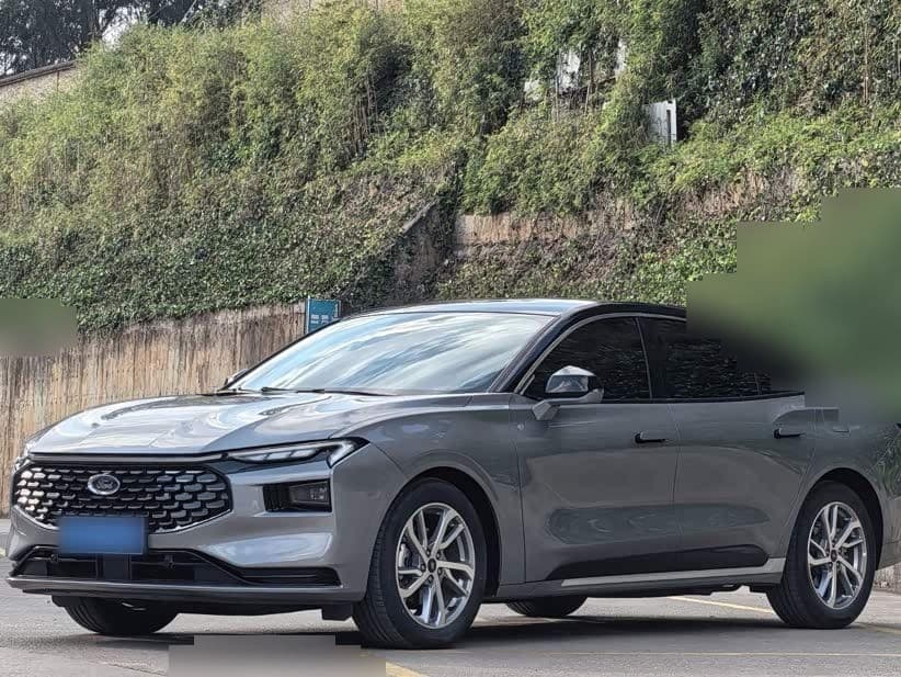 2023 Ford Mondeo