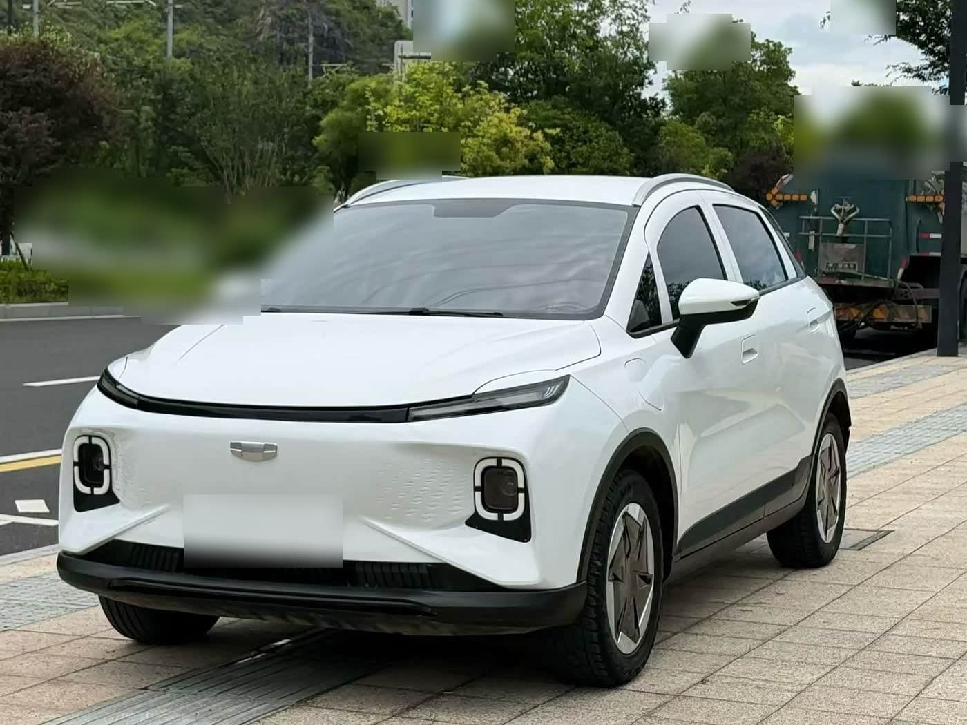 2023 Geely Geometry E Firefly front exterior