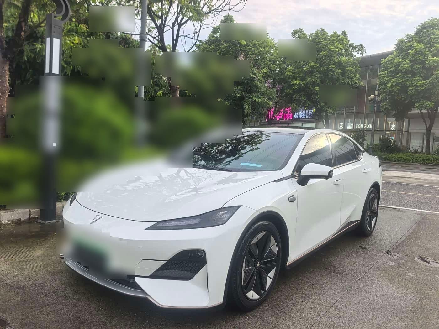 2022 Deepal SL03