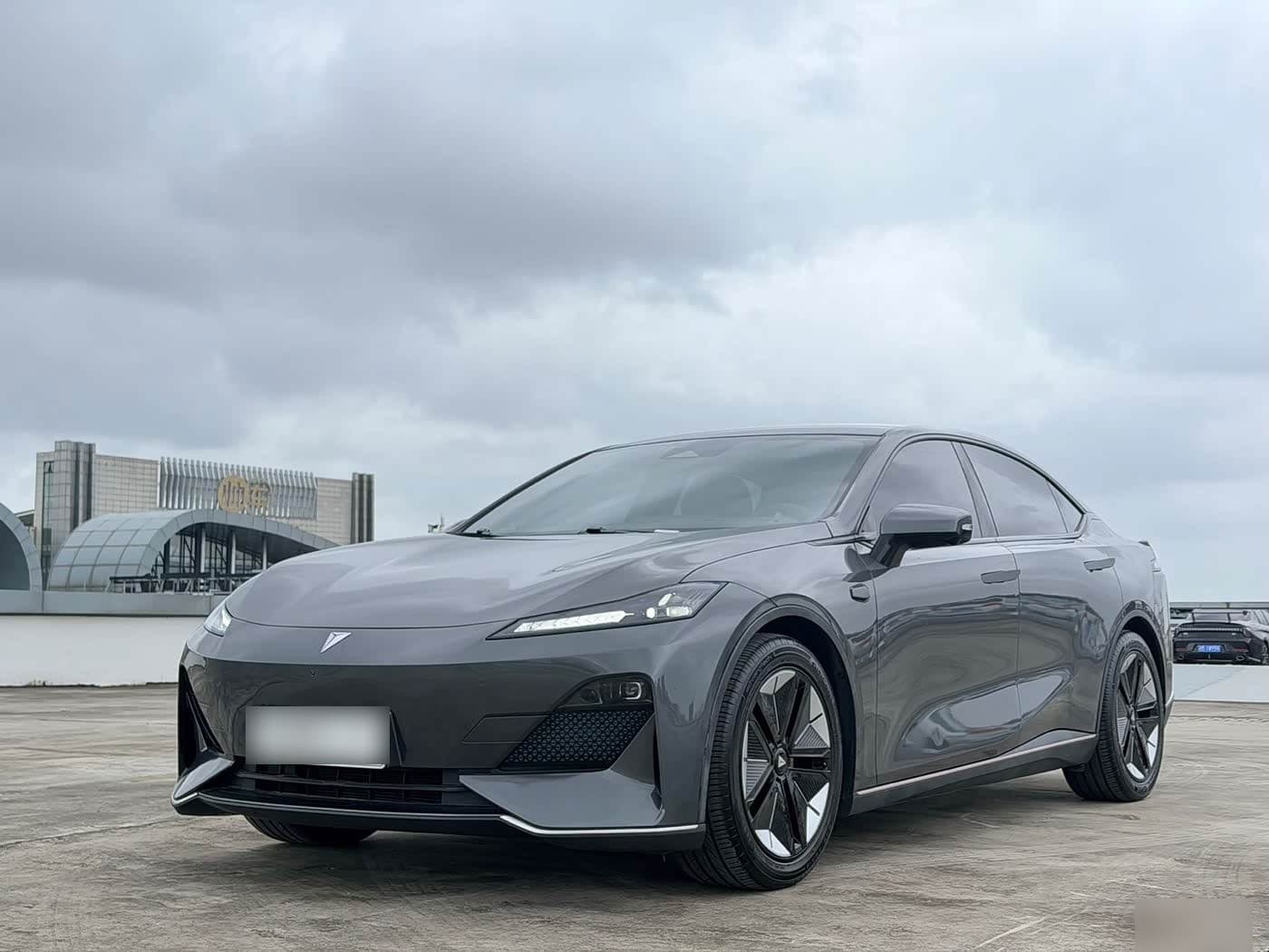 2022 Deepal SL03 front exterior