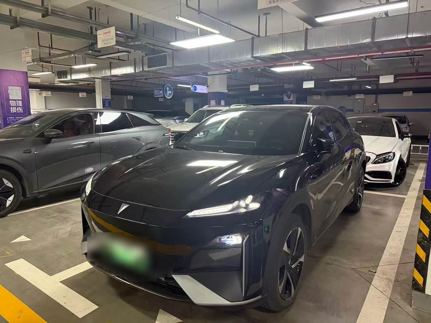 2023 Deepal S07 front exterior