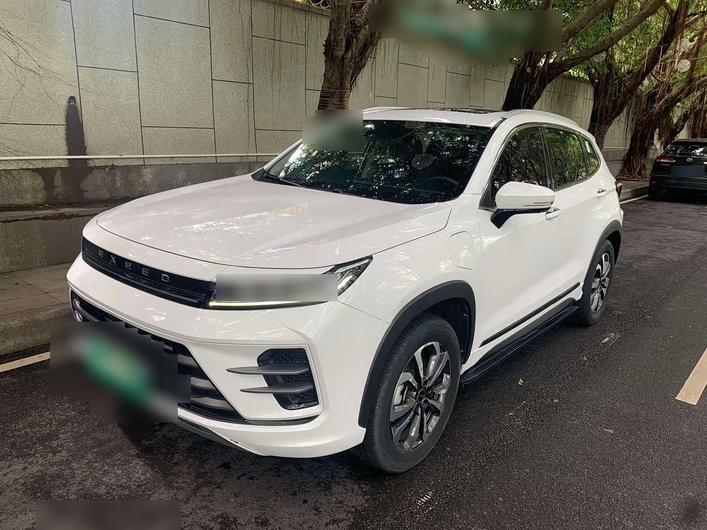 2022 Exeed Chasing Wind C-DM front exterior
