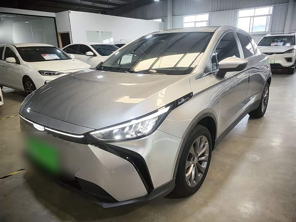 2022 Geely Geometry M6 front exterior