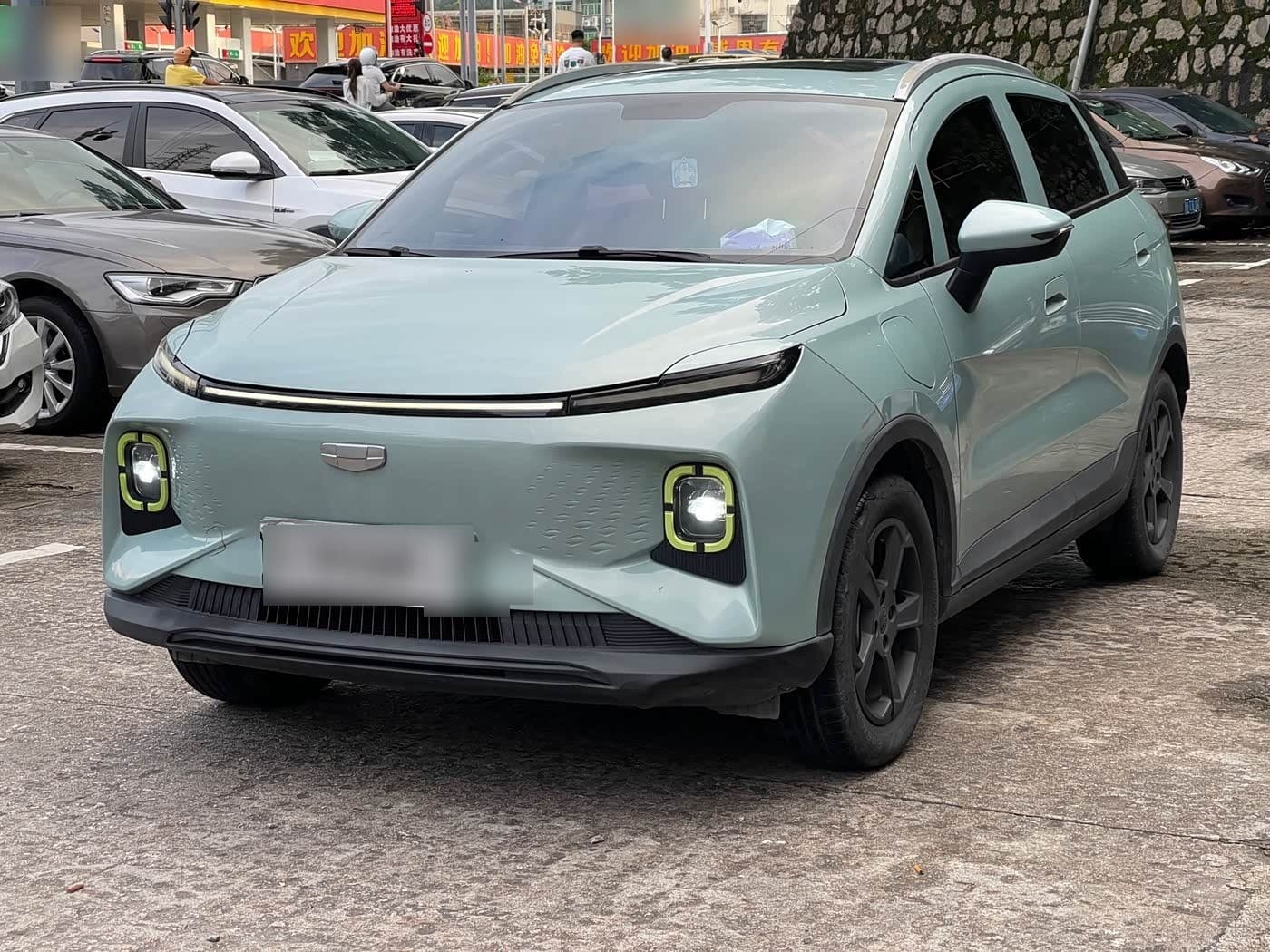 2022 Geely Geometry E Firefly front exterior
