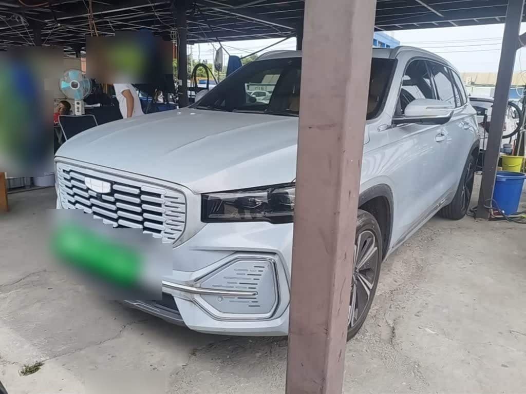 2022 Geely Xingyue L Extended-Range EV front exterior