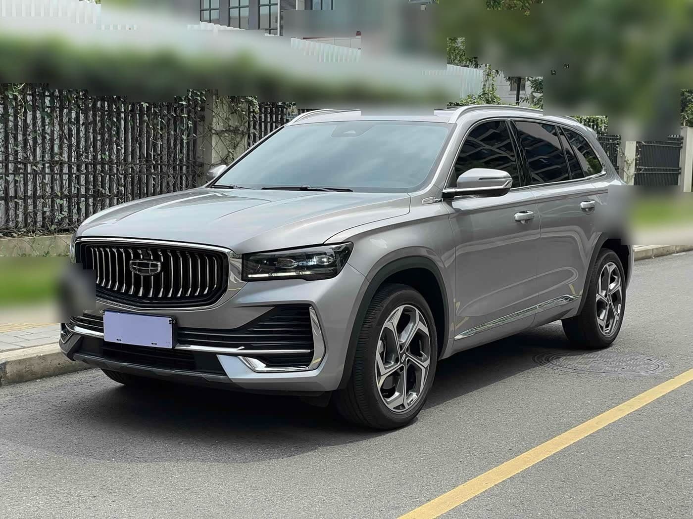 2025 Geely Xingyue L front exterior