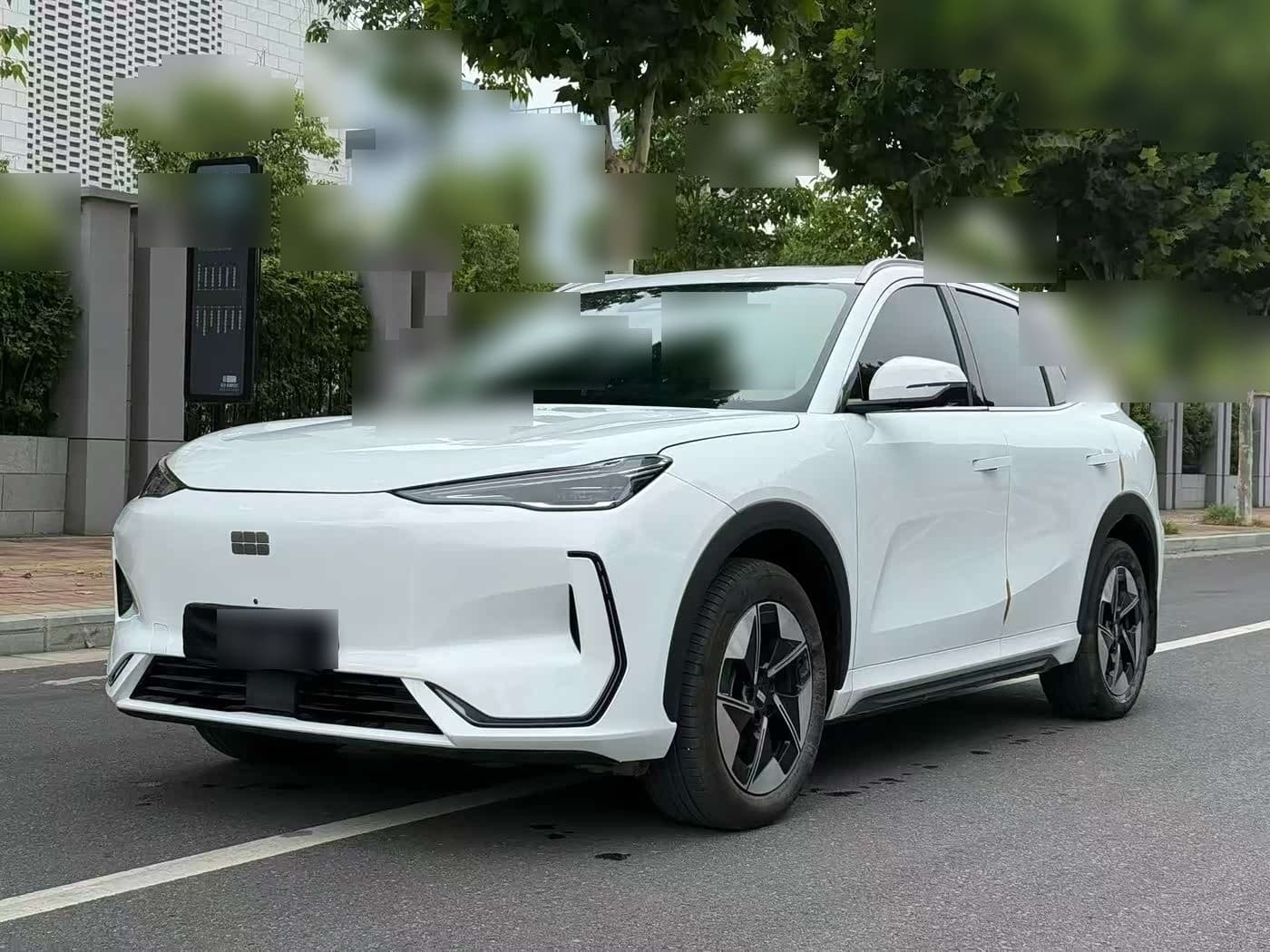 2024 Geely Galaxy Galaxy E5 front exterior
