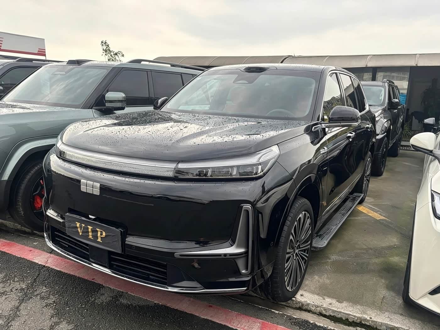 2025 Geely Galaxy Galaxy M9 front exterior