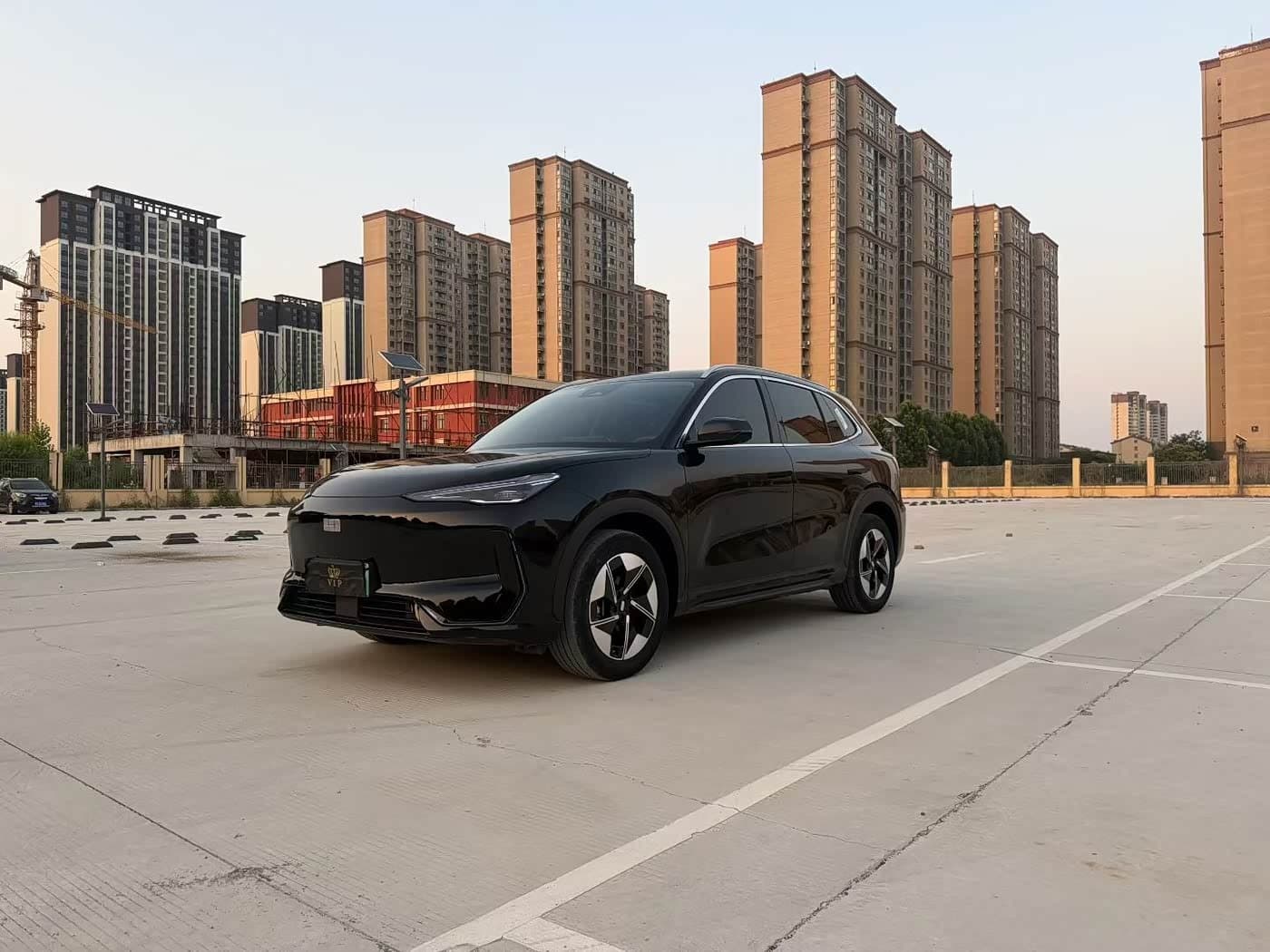 2024 Geely Galaxy Galaxy E5 front exterior