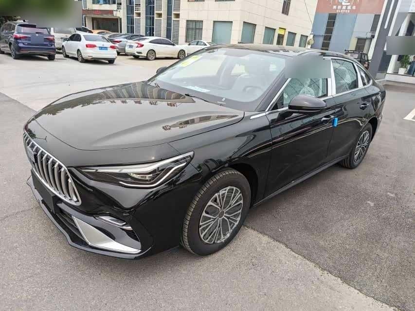 2025 Geely Galaxy Galaxy Stellar 6 front exterior