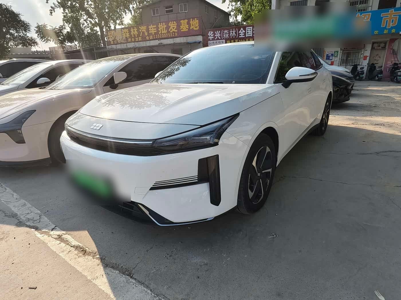 2024 Geely Galaxy Galaxy L6 front exterior