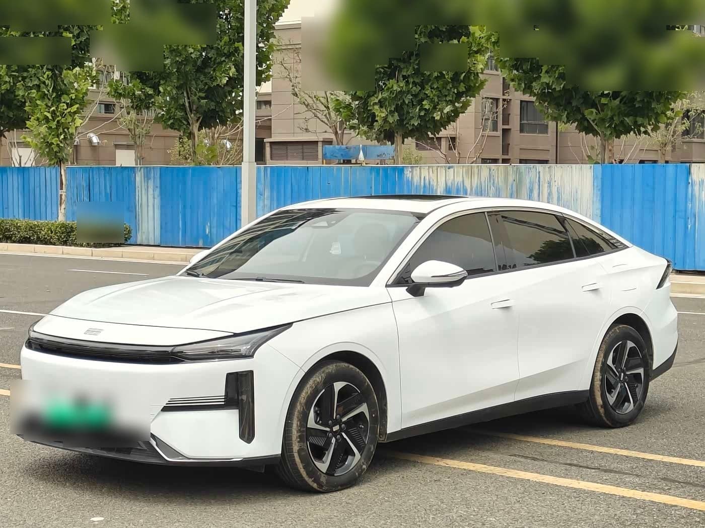 2023 Geely Galaxy Galaxy L6 front exterior