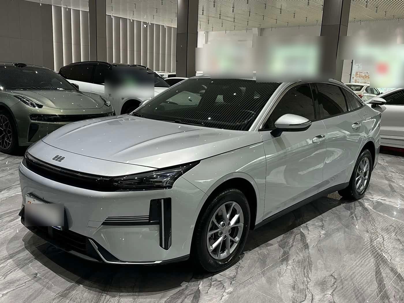 2025 Geely Galaxy Galaxy L6 front exterior