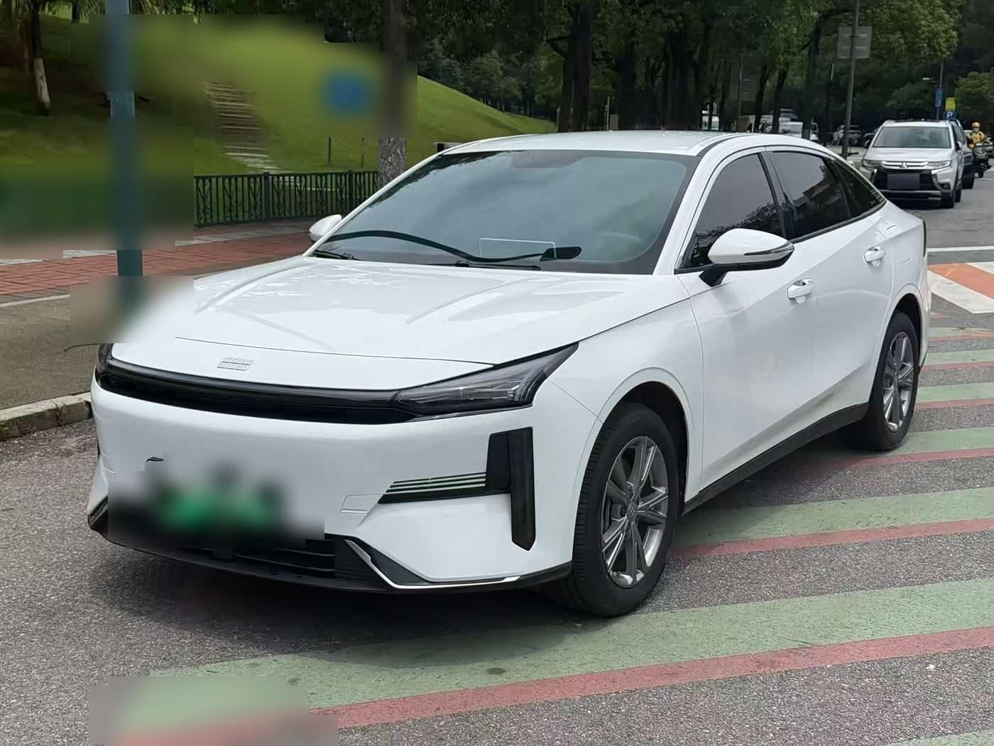 2025 Geely Galaxy Galaxy L6 front exterior