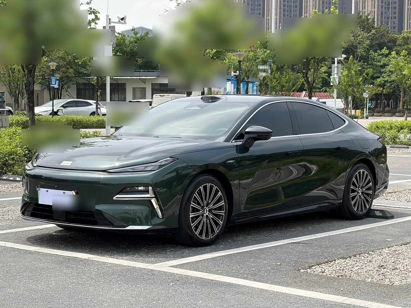 2025 Geely Galaxy Galaxy Xingyao 8 front exterior