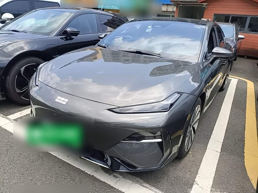 2024 Geely Galaxy Galaxy E8 front exterior