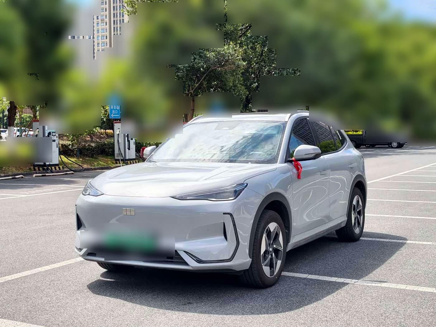 2025 Geely Galaxy Galaxy E5 front exterior