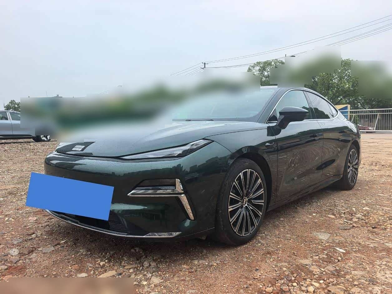 2025 Geely Galaxy Galaxy Xingyao 8 front exterior