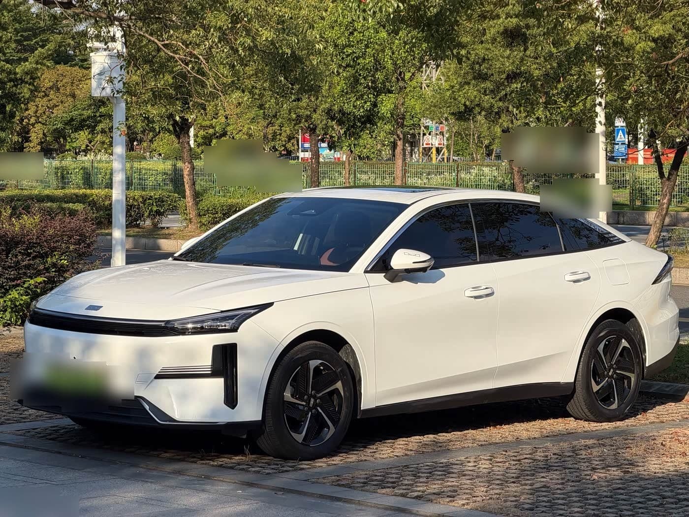 2025 Geely Galaxy Galaxy L6 front exterior