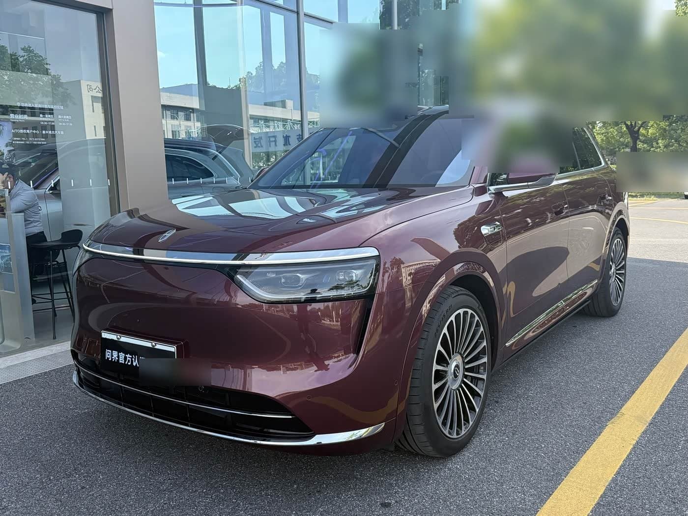 2025 AITO Wenjie AITO M8 front exterior